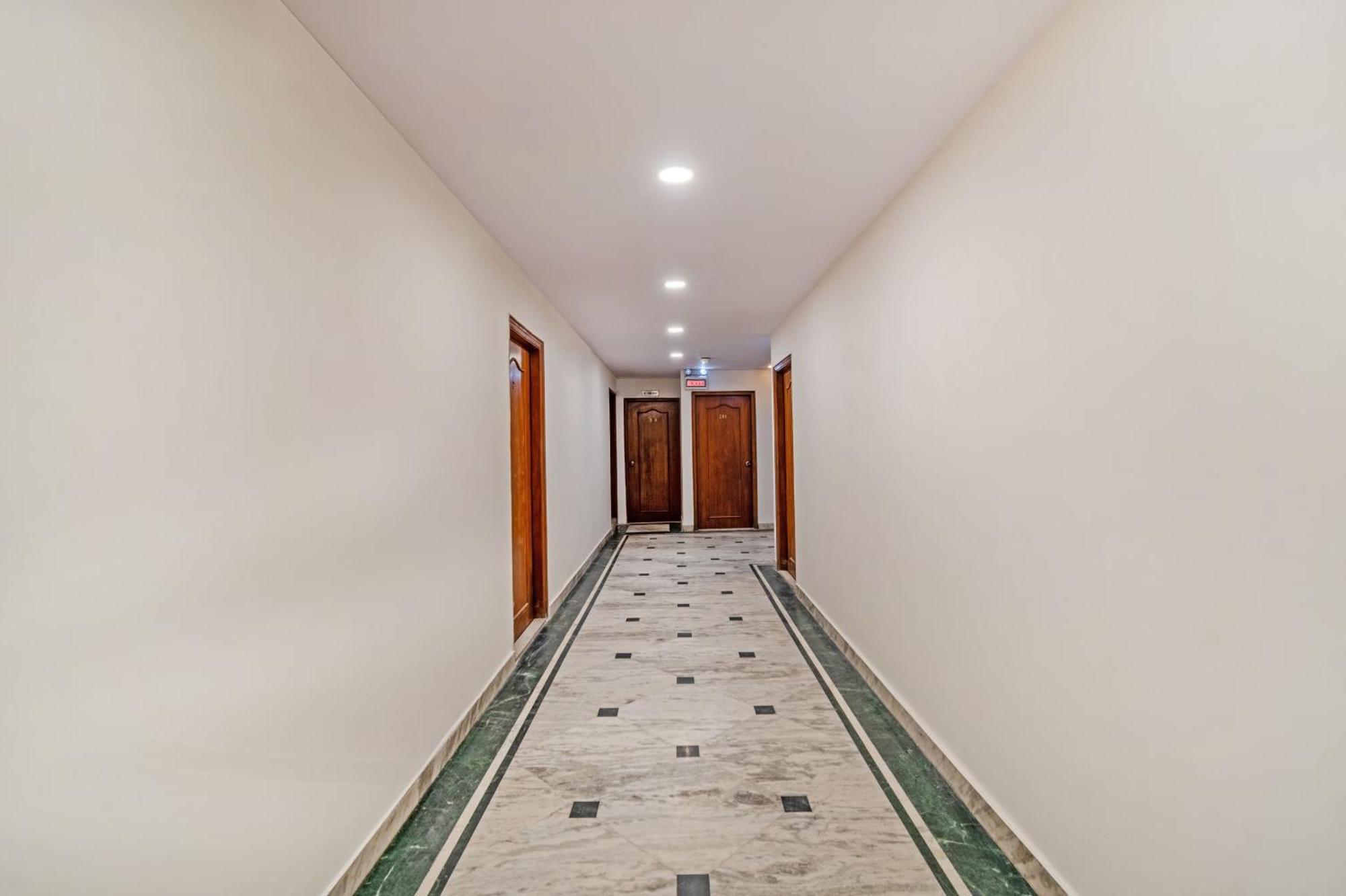 Hotel South Indian Delhi  Exterior photo